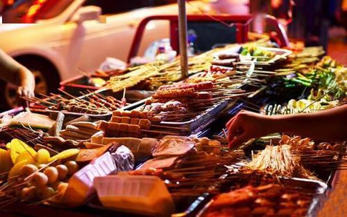 去夜市吃瓜群众,吃瓜群众欢聚一堂