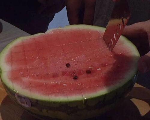 吃瓜群众的文艺说法,揭秘娱乐圈那些不为人知的幕后故事